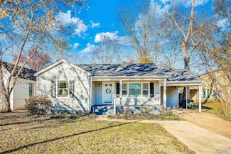 806 1st Ave, Athens, AL 35611