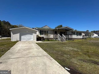 670 Rushing St, Richmond Hill, GA 31324