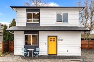 10248 40th Ave SW, Seattle, WA 98146