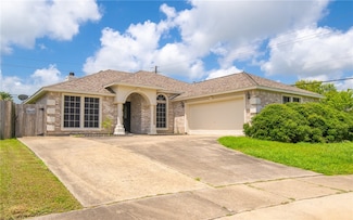 6801 Blue Skyway Dr, Corpus Christi, TX 78414