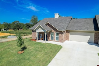 1902 Ontario Ct, Mountain Home, AR 72653