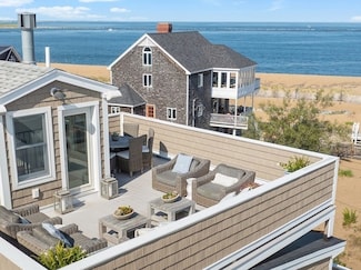 11 71st St, Newburyport, MA 01950