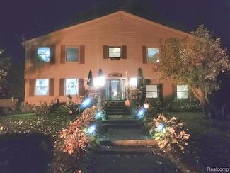 16571 Doyle Rd, Stockbridge, MI 49285