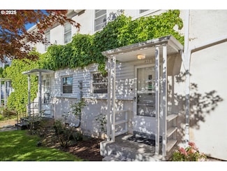 6921 NE Broadway St Unit 15, Portland, OR 97213