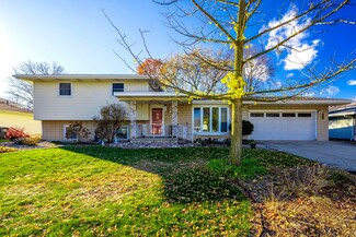 2924 Sunset St, Portage, IN 46368