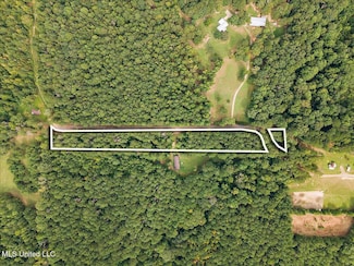 J05 Red Light Rd, Brandon, MS 39042