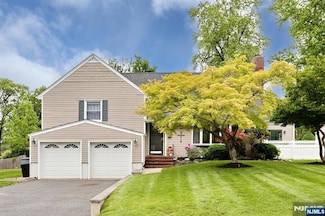 34 Blish Place, Dumont, NJ 07628