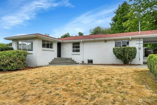 10044 51st Ave S, Seattle, WA 98178