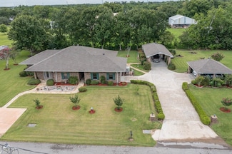 305 Gemini St, Larose, LA 70373