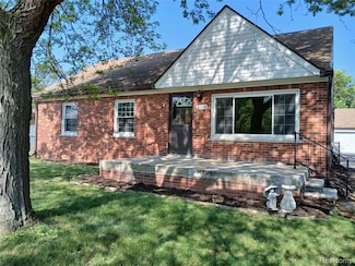 21048 Masch Ave, Warren, MI 48091