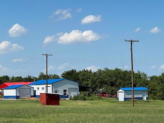 700 N Texas St, Shamrock, TX 79079