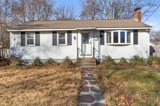 40 Essex Rd, Sharon, MA 02067