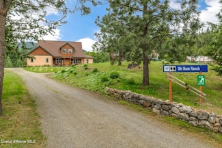 88 Fenway Dr, Sagle, ID 83860