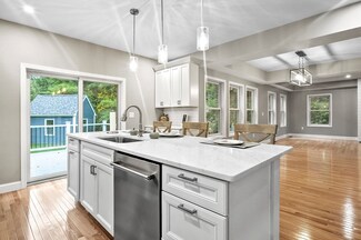 109 Park Rd, Chelmsford, MA 01824