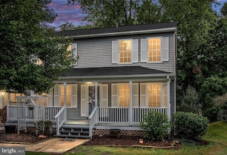 5618 Roundtree Dr, Woodbridge, VA 22193