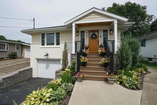 520 Pennsylvania Ave, Bridgeport, WV 26330
