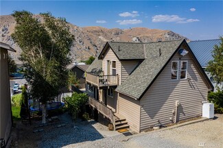325 W Emerson Dr, Orondo, WA 98843