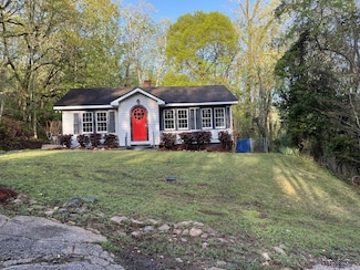 110 Young St, Manchester, GA 31816