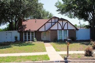 2416 Majestic Dr, Plano, TX 75074