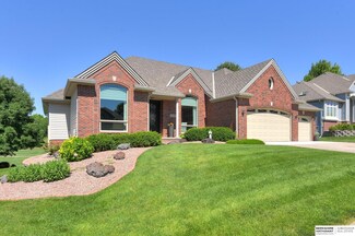 10006 S 175th Cir, Omaha, NE 68136
