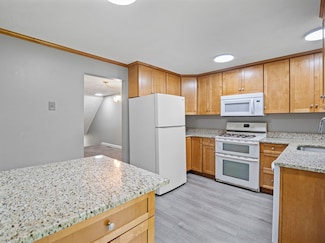414 Farrwood Dr Unit 414, Haverhill, MA 01835