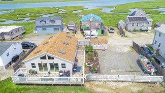 15 Cross Beach Rd, Seabrook, NH 03874
