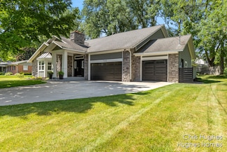 760 Greenbrier Dr SE, Grand Rapids, MI 49546