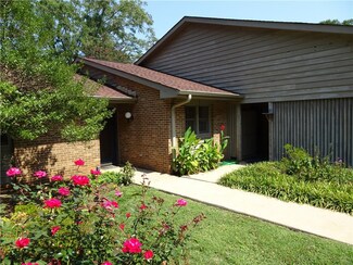 405 Bayberry Ln, Clemson, SC 29631