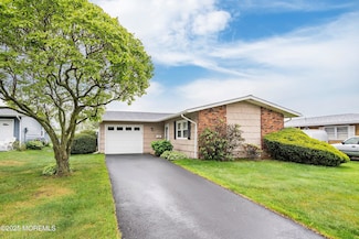 124 Blake Cir, Brick, NJ 08724