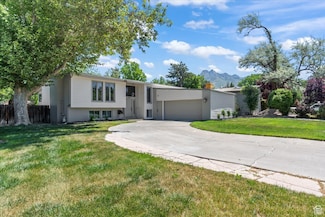 1543 E Spring Run Dr, Salt Lake City, UT 84117