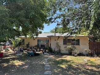 5466 E Lansing Way, Fresno, CA 93727