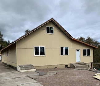 283 Sherwood Rd, Willits, CA 95490