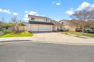 8572 Fairmont Cir, Westminster, CA 92683