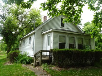 606 W Pearl St, Hamlet, IN 46532