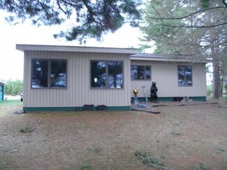 n 8171 Woodstock Ln, Phillips, WI 54555