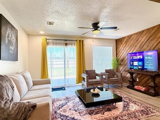 7525 NW 25th St, Bethany, OK 73008