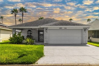 2203 Blue Jay St, Palmview, TX 78572