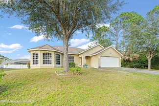 807 Clifton Rd SE, Palm Bay, FL 32909
