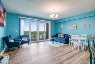 9860 S Thomas Dr Unit 305, Panama City Beach, FL 32408