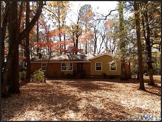 358 Edgar Ln, Elberon, VA 23846