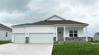 2518 E 47th St, Des Moines, IA 50317