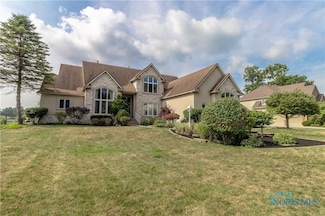 8727 Willow Pond Blvd, Sylvania, OH 43560
