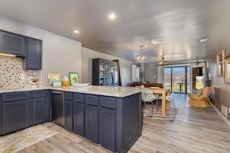 57200 E Highway 125 Unit 3721, Monkey Island, OK 74331