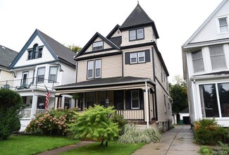 1725 Amherst St, Buffalo, NY 14214
