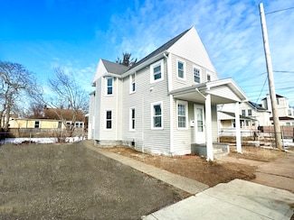 47 Park St, West Haven, CT 06516
