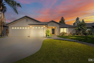 631 Faversham Way, Bakersfield, CA 93311