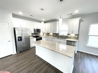 4403 John St, Suffolk, VA 23435