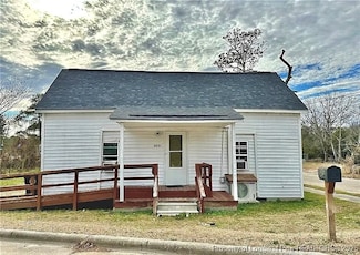 400 Mcleod Rd, Red Springs, NC 28377