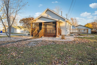 1704 Lawe St, Kaukauna, WI 54130