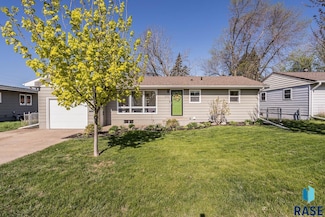 3113 S Jefferson Ave, Sioux Falls, SD 57105